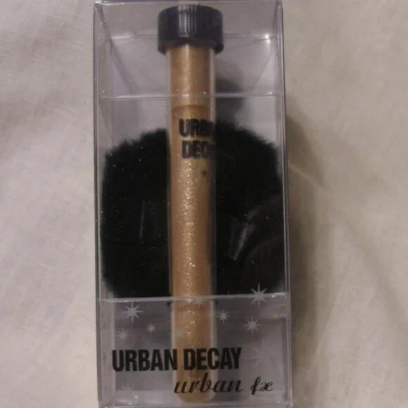 Urban Decay FX Face & Body Shimmer Powder Grifter & Midnight Cowgirl R $36 - Picture 3 of 4